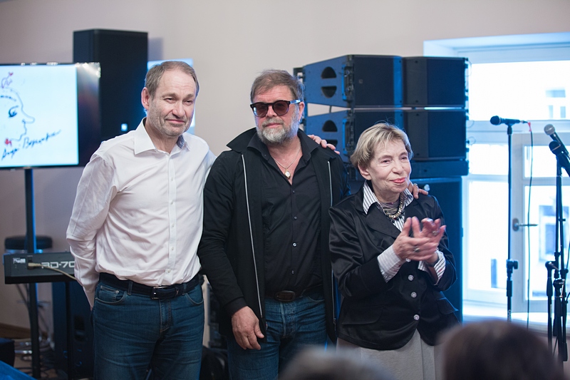 Андрей Вознесенский - Oфициальный сайт